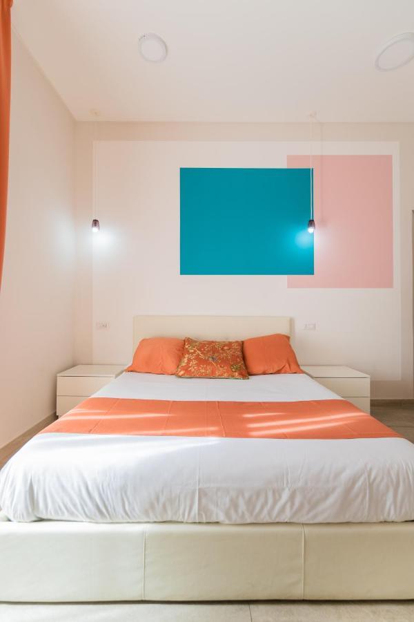 ลา ช็องบร์ Bed & Breakfast เนเปิลส์ ภายนอก รูปภาพ